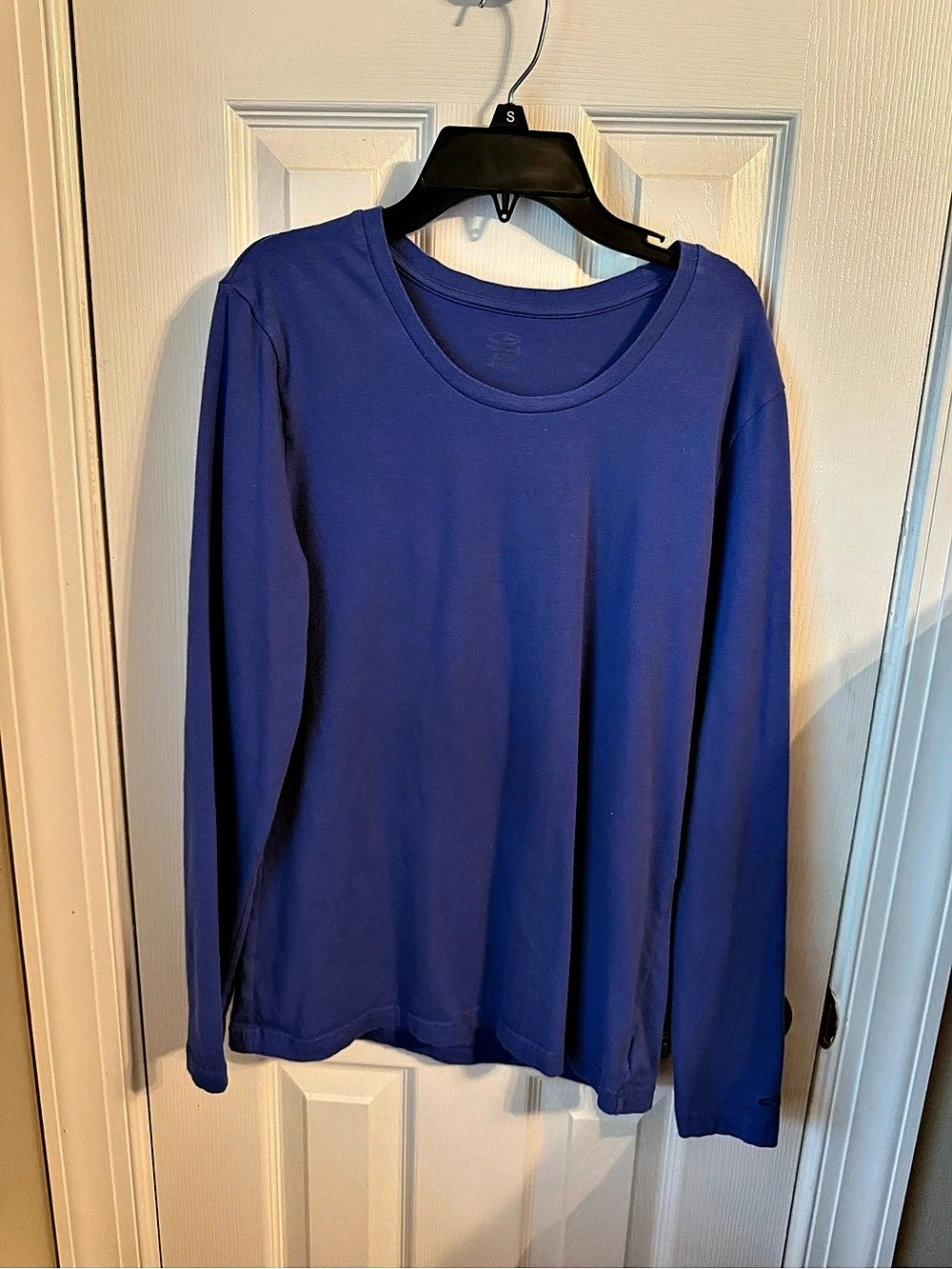 Champion Long Sleeve Tee in Blue Size XL/16 Like New